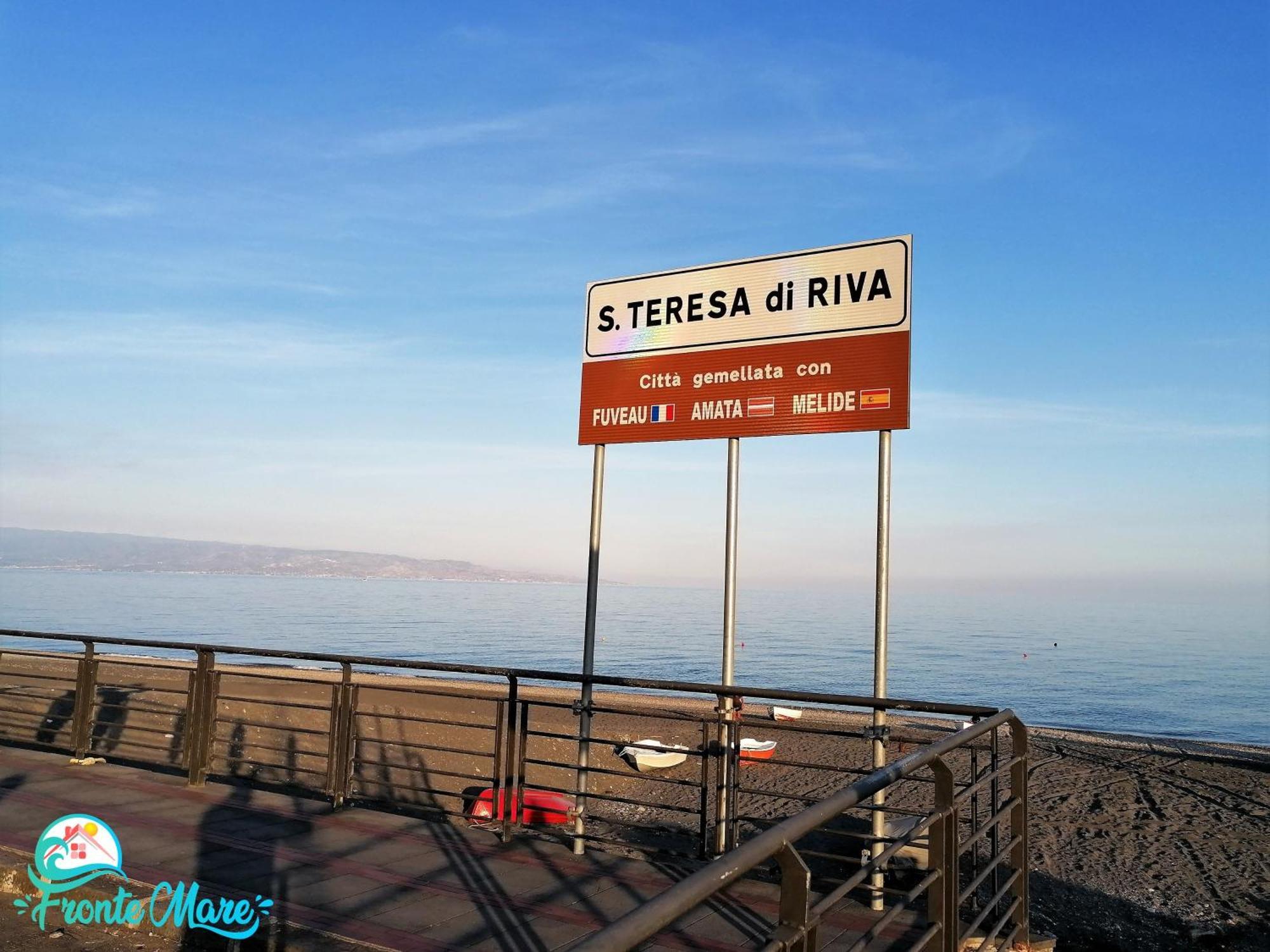 Casa Fronte Mare Villa Santa Teresa Di Riva Eksteriør bilde