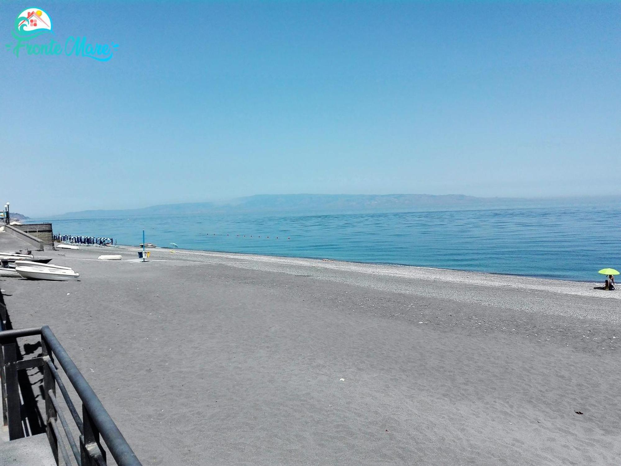 Casa Fronte Mare Villa Santa Teresa Di Riva Eksteriør bilde